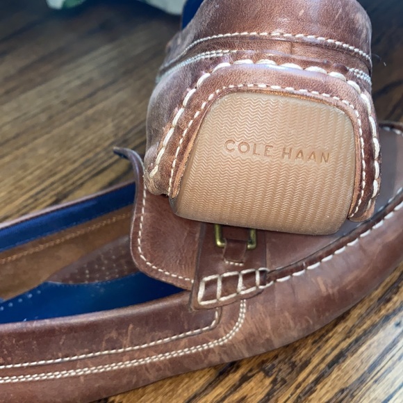 Pristine condition- Cole Haan Signature Men’s leather driving loafers. Nubuck - Picture 5 of 6